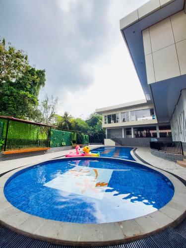 Swimming pool, Prima SR Hotel and Convention Yogyakarta in Sleman