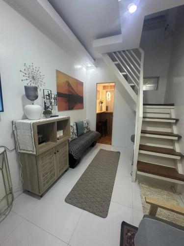 MisyEdz  Loft Good For2, Near Clark, Malls and SnR in Dau