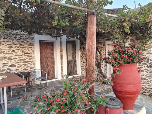 Kalavros cretan house with magnificent view gîte à louer Éxo Moulianá