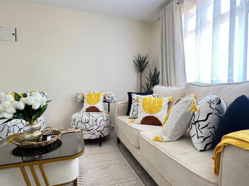 Brikas lavish living in 基蘇木