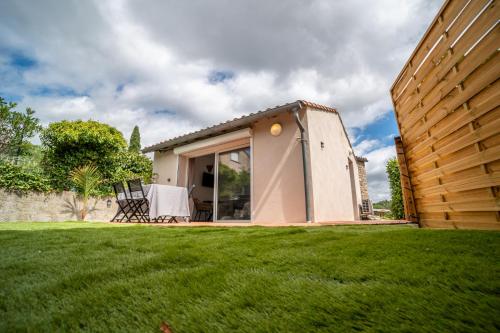 Iekārtas, Appartement Neuf Climatisé Terrasse Voie Verte Centre Thermal (Appartement Neuf Climatise Terrasse Voie Verte Centre Thermal) in Le Poujol-Sur-Orb