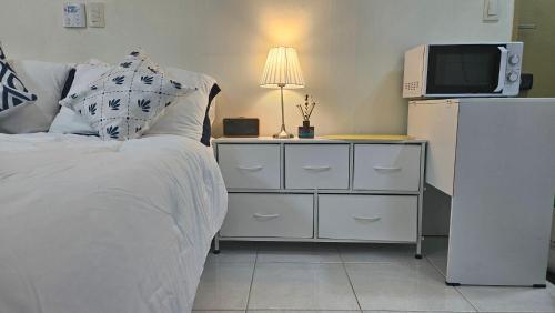 7 minutes from Apgujeong Station, Gangnam Rodeo, Garosu-gil, Luxury Street, Seoul (photo 7)