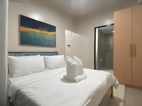 Playful 1BR With Magnificant Bayview Garden View Near Okada Solaire Aiports with Free Parking, Manila (photo 11)