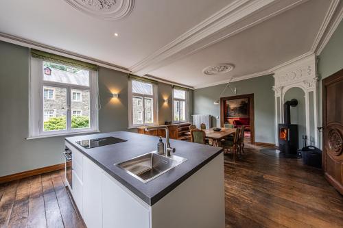Villa SEINERZEIT - Ferienwohnung ZEITREISE in Monschau, Deutschland