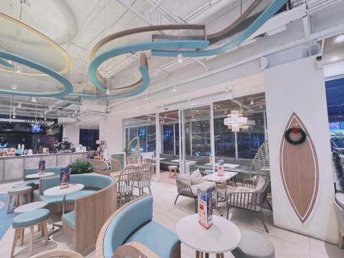 Restaurant, Hongheng Beach Residence near Jomtien Beach