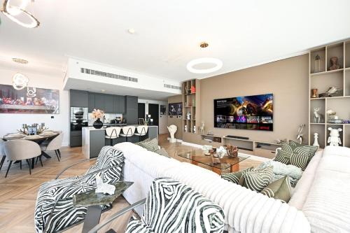 Stunning 2 Bdr Luxury Burj Khalifa view, Дубай (фото 8)