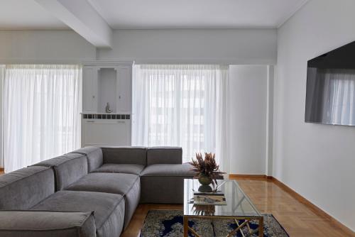 Caesaria Spacious 3bd, Athens