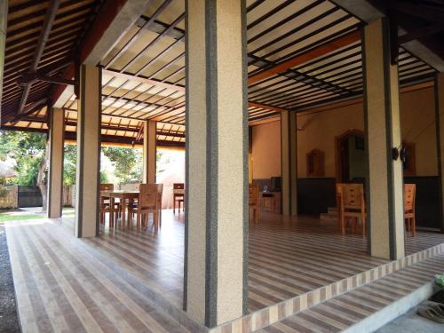 ห้องอาหาร, ปอนด็อก ราฮายู เกสต์เฮาส์ เปมูเตอรัน (Pondok Rahayu Guest House Pemuteran) in เพมูเทอราน