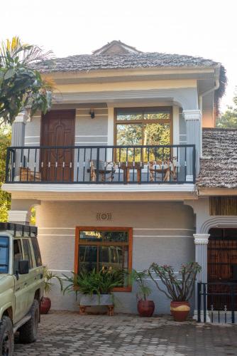 Ukarimu Hosts Room Type - Double or Twin Room with Balcony
