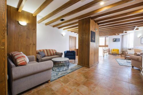 Közös társalgó / TV, Aparthotel & Restaurant Razlog Spa Included in Bansko