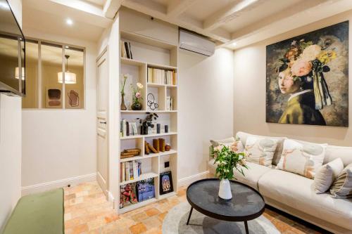 Superb Ac apartment in the heart of the Marais - image 9