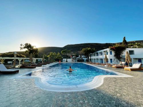 Lagada Beach Hotel in Milos