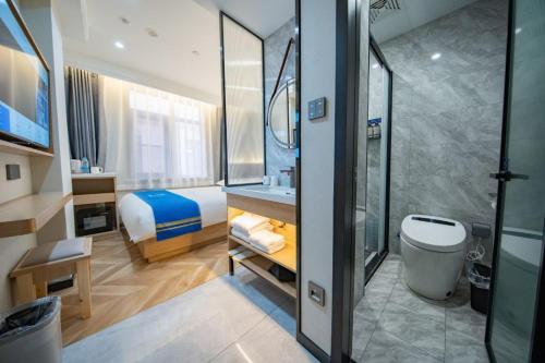 Super 8 Select Hotel in Qianmen & Temple of Heaven