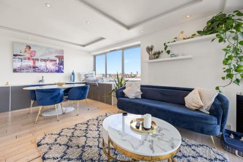 Stunning Flat in Chelsea, Kings Road with Balcony