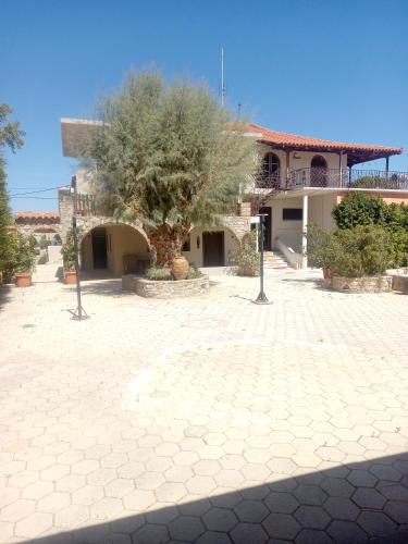 Ianos Living Spaces - 01 in Archea Korinthos