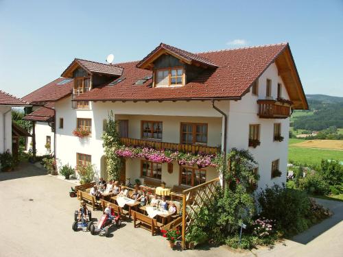A szálláshely kívülről, Ederhof in Schollnach