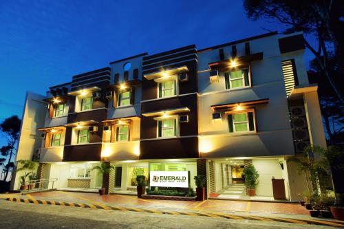 Emerald Boutique Hotel Legazpi