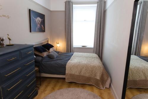 Cosy 1-Bedroom Flat, Walk to Beaches in ทรูน