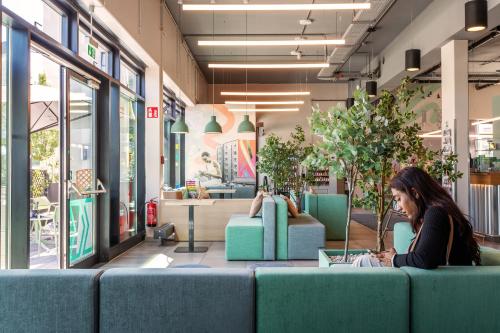 MEININGER Hotel Berlin Airport – Berlin, NY