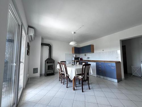 廚房, Apartments Mond in 果尼亞卡林