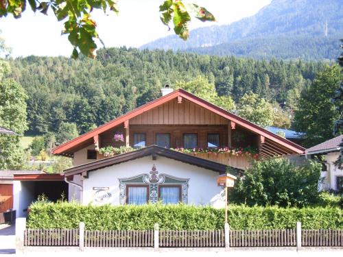 Landhaus Freund - Accommodation - Berchtesgadener Land