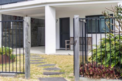 The Bay House - Oceanstays - image 2