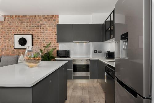 The Signature 409 - image 9