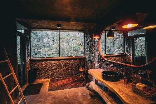 Shower, Desa Eko in Munduk