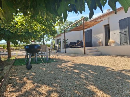 L 'oustalet gîte à louer Saint-Paulet-de-Caisson