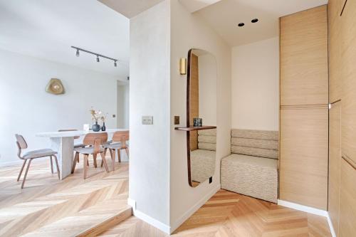Heart Marais Luxury 2BR AC by Melvane - main image