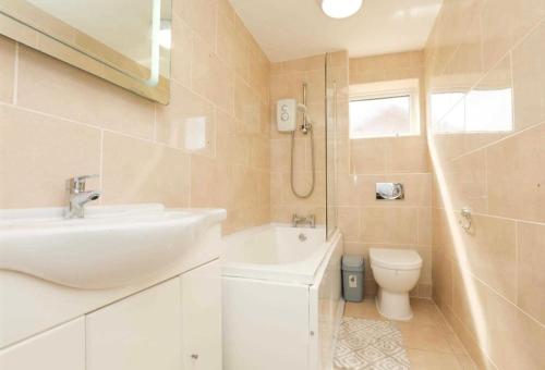 South Liverpool cosy 2 bedroom house near Liverpool John Lennon Airport