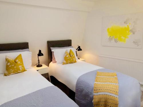 Exterior view of Comfortable 2 Bedroom Apartment in Headington, Near John Radcliffe Hospital & Oxford Brookes