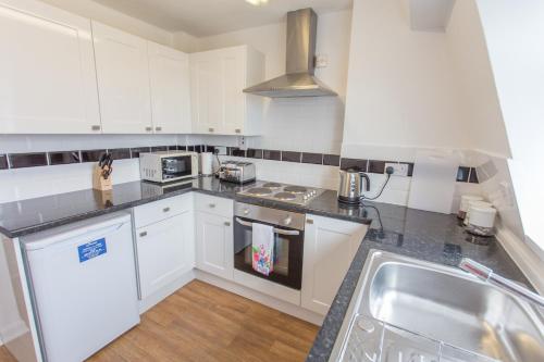 Manor Suite Apt 2 Bed Apt Central Headington close to Oxford Hospitals - image 5