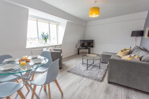 Manor Suite Apt 2 Bed Apt Central Headington close to Oxford Hospitals - image 11