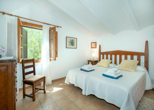 Owl Booking Villa Bennasar - Rustic Stay