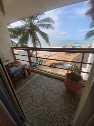 Oasis beach resort in Кейп Коуст