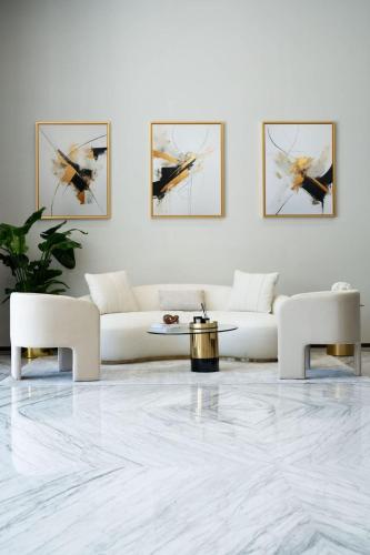 Modern 1BR Apt in Binghatti Gardenia with Pool & Gym! near Jumeirah Village Circle