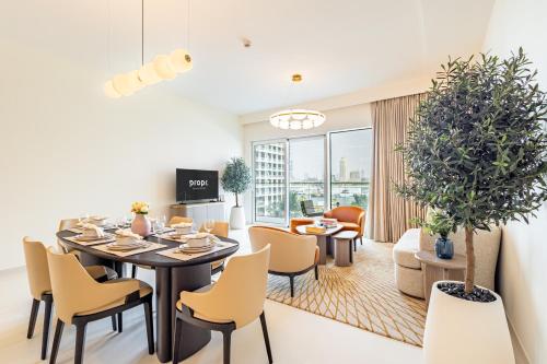 Elegant 2BR Grand Bleu Coastal Elegance - image 2