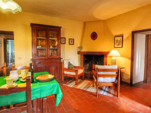 設施, Farmhouse in Umbria near Palazzo Bourbon in 蒙泰聖馬里亞蒂貝里納