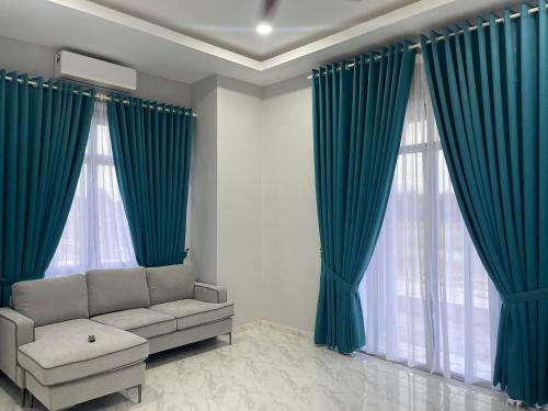 Eleeya Guest House