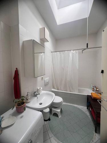 Ein Zimmer in heller Wohnung, Lipsk (zdjęcie 4)