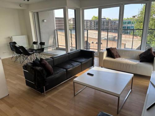 Modern City Apartment Close to Everything, Брюссель (фото 8)
