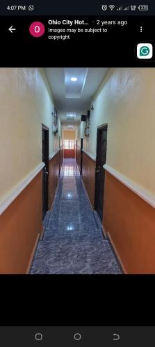 Ohio city hotel in Овері