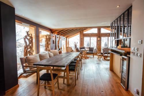 Le Chalet St Martin 10 pers, 5 chambres, avec sauna, piscine in Villarencel