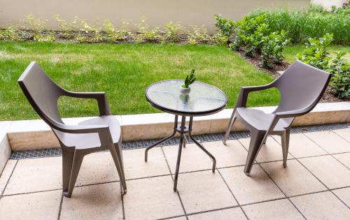 Corvin holiday Apartments hotel - image 14