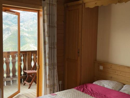 Charmant T2 à Pra-Loup avec Balcon et Cuisine Équipée - FR-1-165A-194