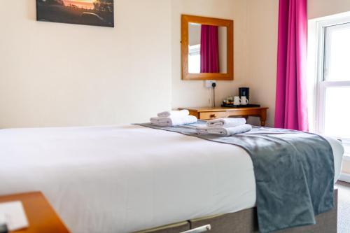 The Southcliff Hotel - image 6