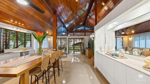 Cocina, The Arlington Beachfront House in Playa Kewarra