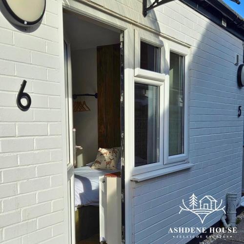 ทัศนียภาพภายนอกโรงแรม, Deluxe 6 - Single - New Forest in บิวลิยู