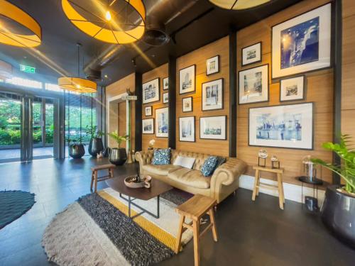Walk to BTS Ekkamai l Urban Sukhumvit Living l Fast WiFi, Bangkok (zdjęcie 9)